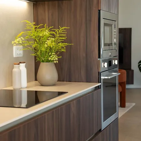 Natura Silente Near Rovinj For 8 People With 40 M2 Heated Pool, Sauna & Jacuzzi